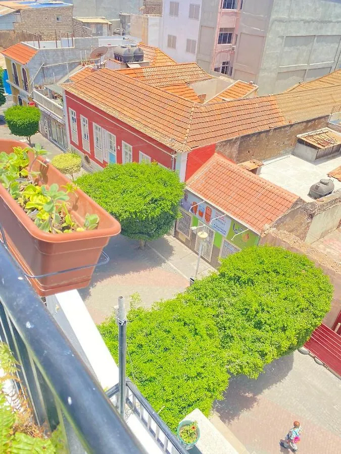 Quarto Nº7 Familia Veiga - Central Praia Apartamento